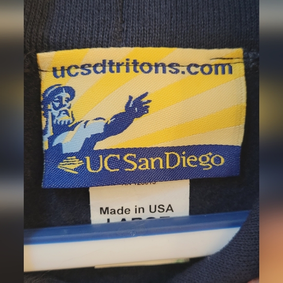 NWT | UCSD University Of California San Diego Hoodie - Picture 6 of 7